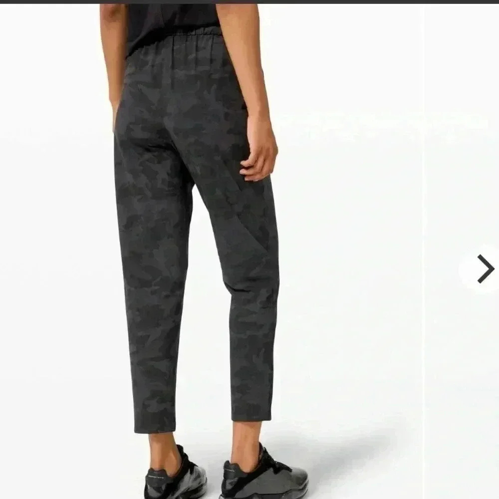 Women's Dark Gray Camo Jogger Pants